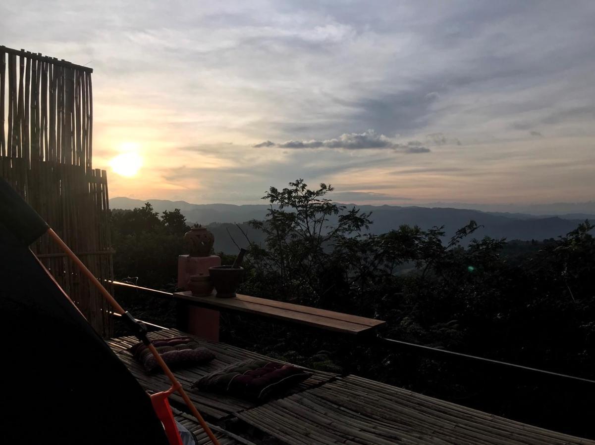 Terre Terrace Glamping - Doichang Ban Huai Khai Exterior photo